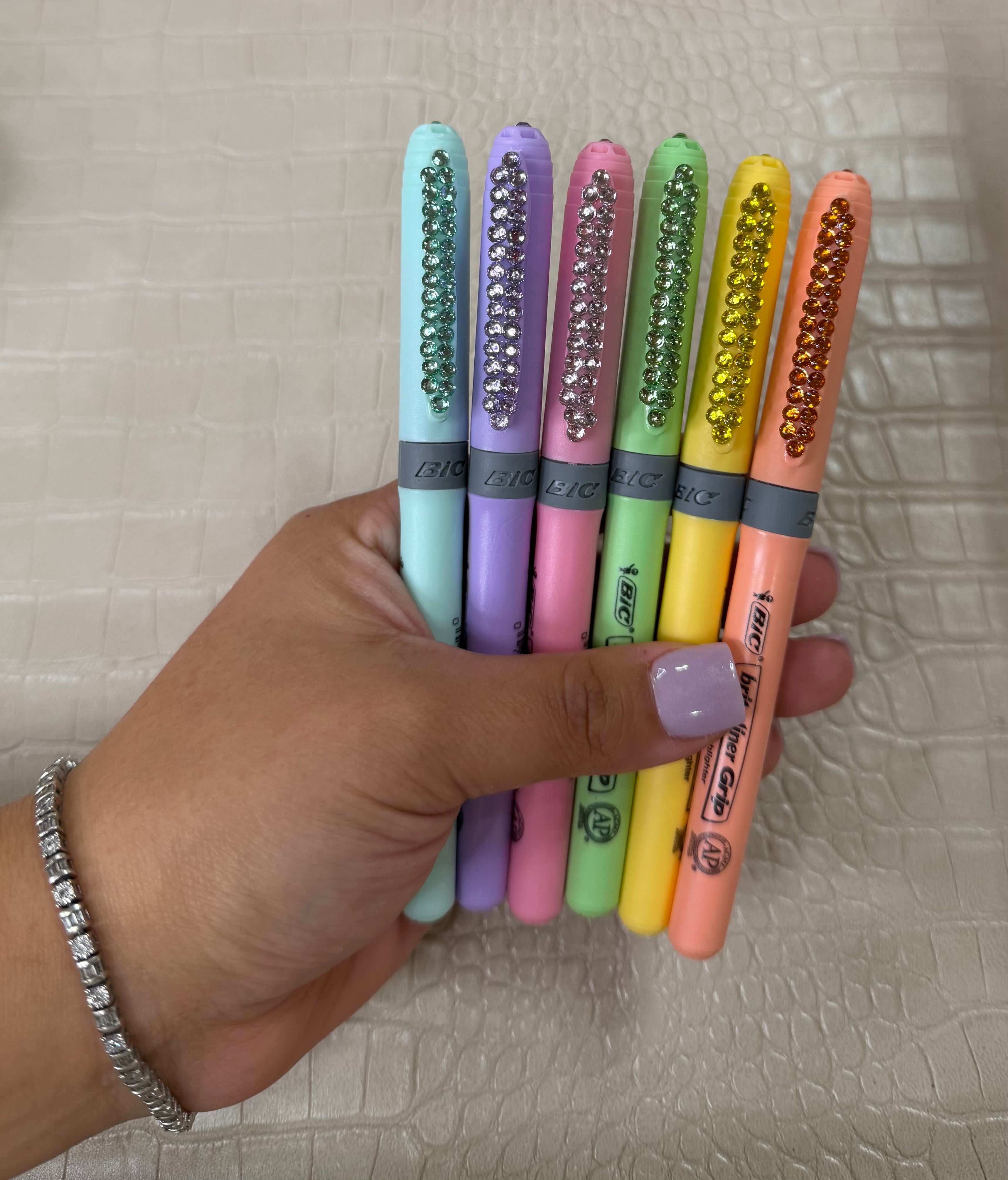 Blinged BIC set of 6 pastel highlighters