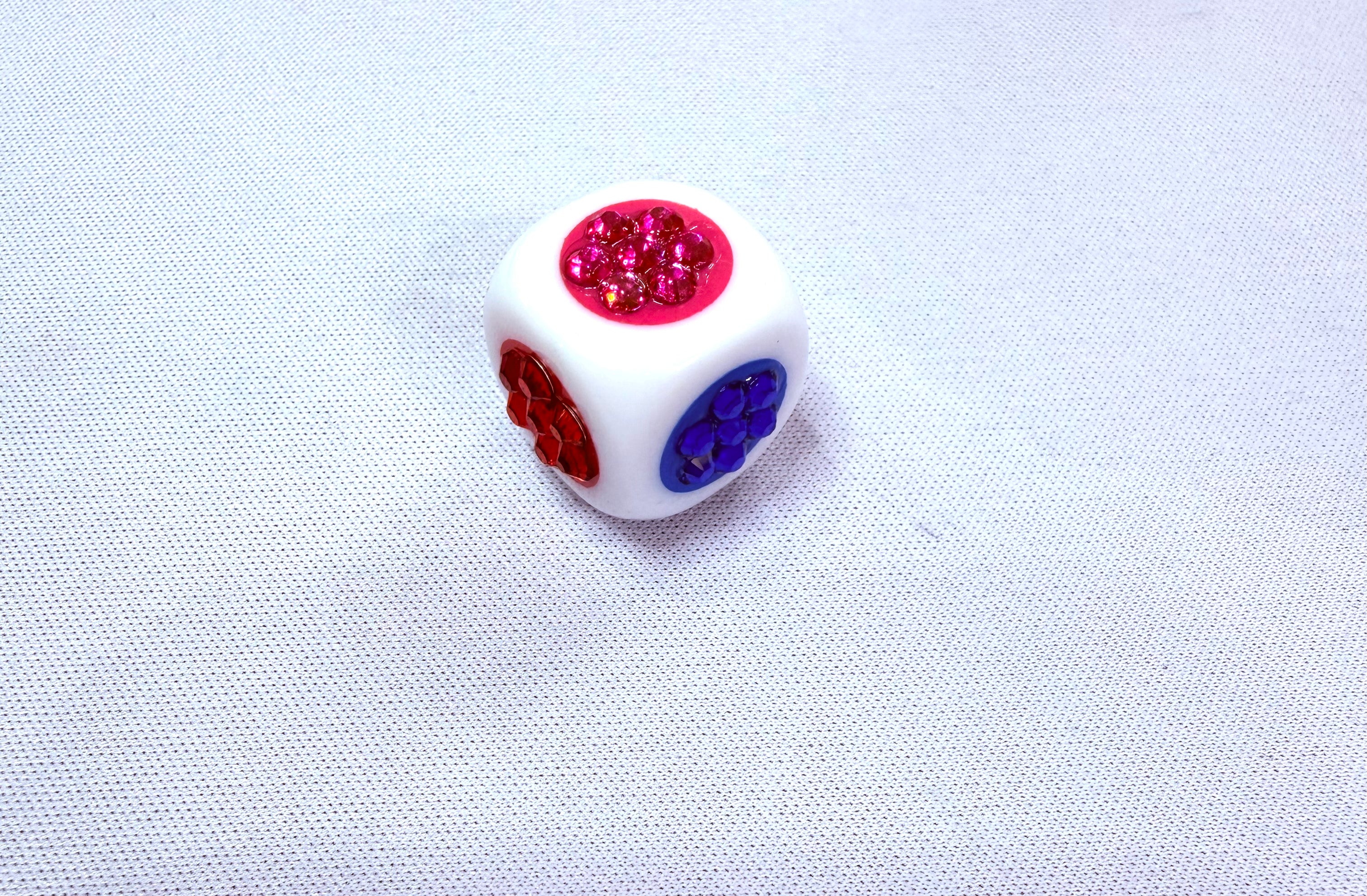 Bling bling Dice 6 colors -2 different Colors