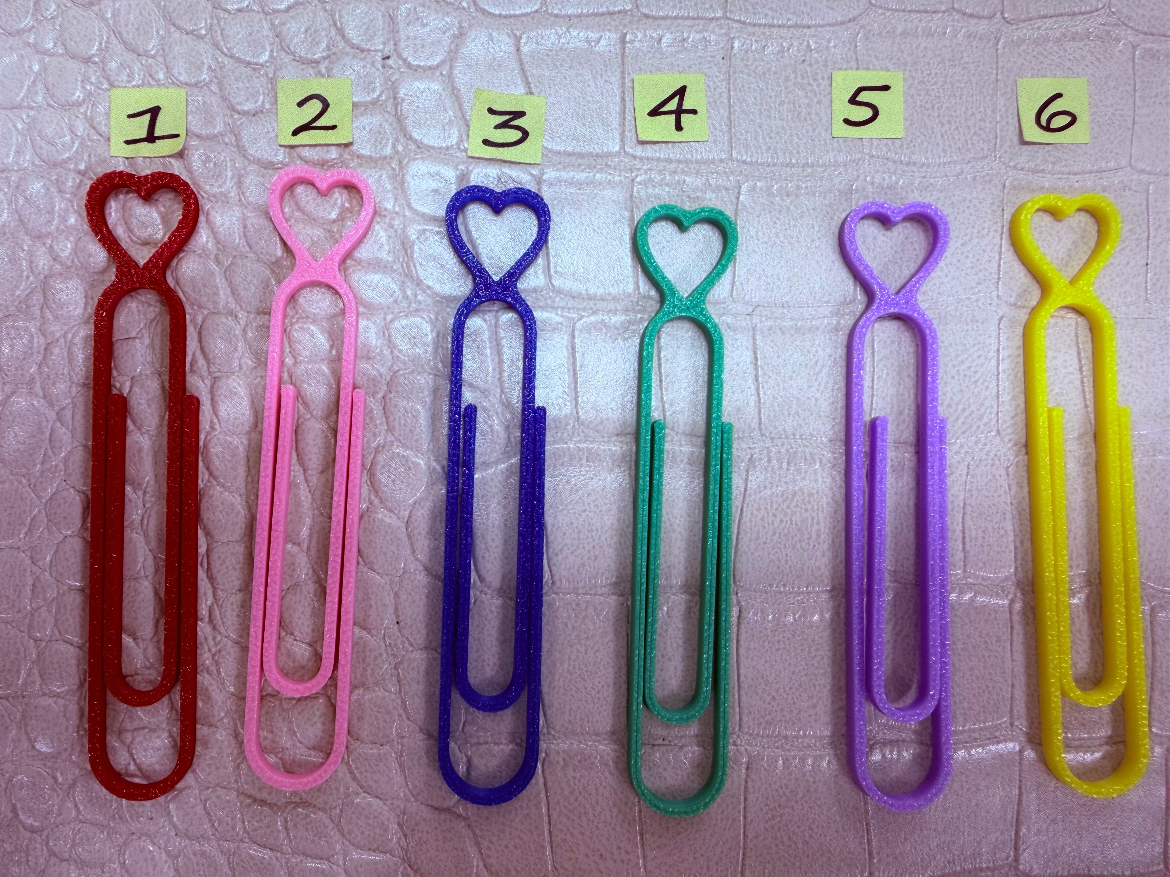 Colorful Heart Paperclips (SINGLE)
