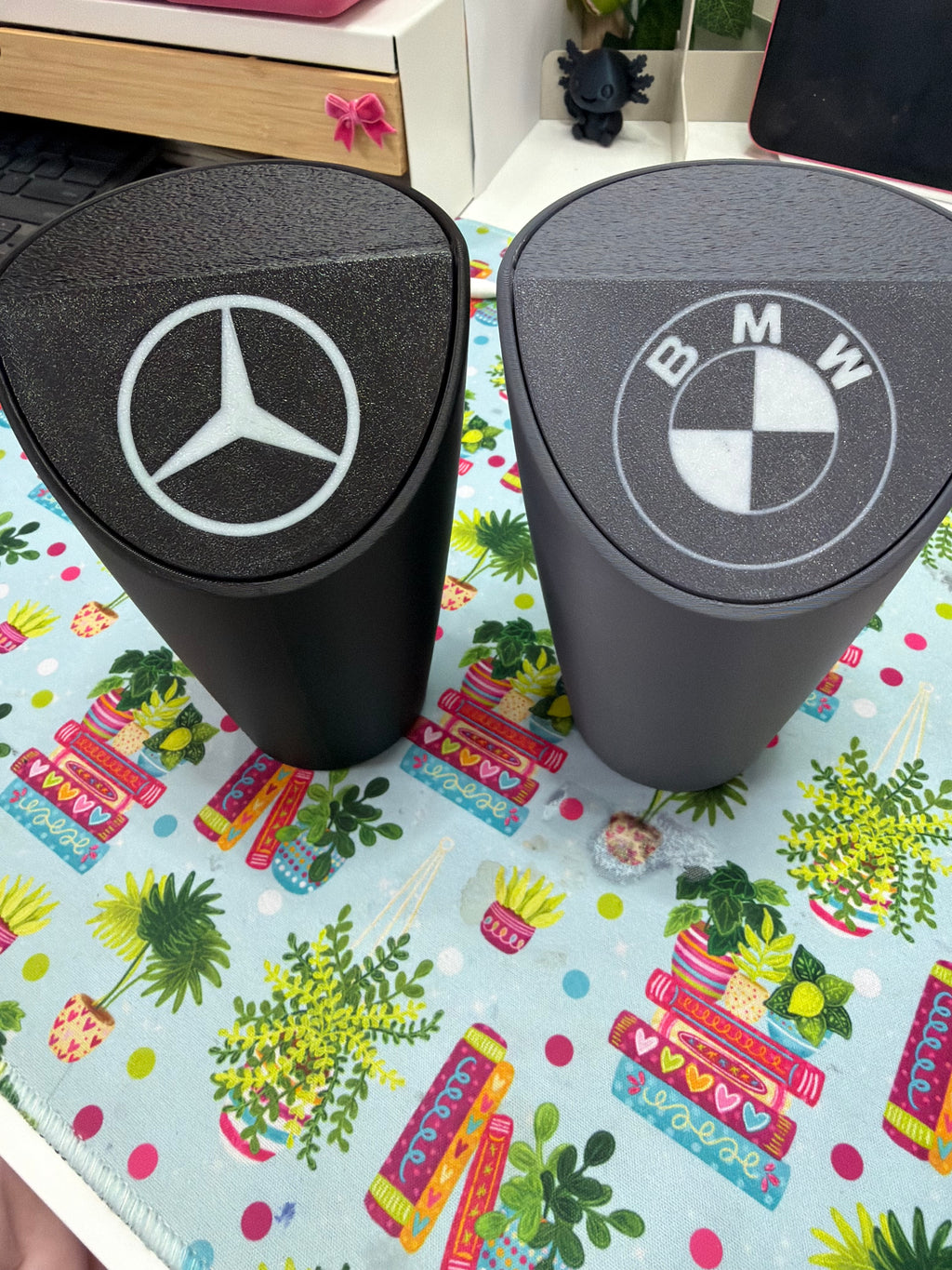 Cup holder Trash can with logo